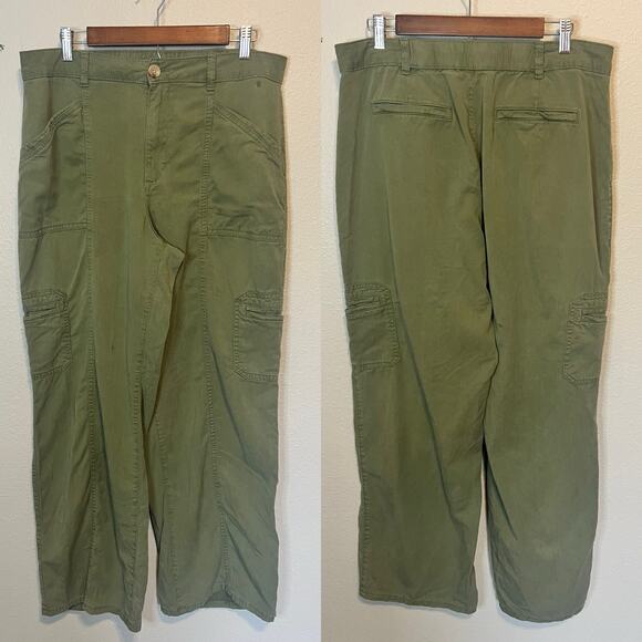 Maurices Pants - Maurices Green Wide Leg Casual Pants Size 14